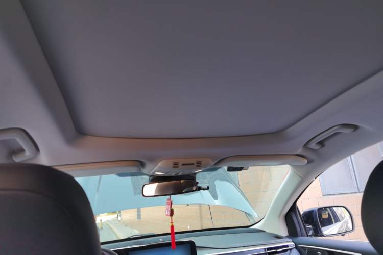 Used Ford Edge 2021 PLUS EcoBoost 245 Two-Wheel-Drive Titanium 7-Seater Headliner