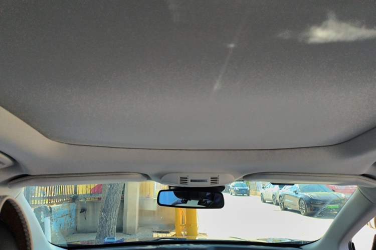 Used Ford Edge 2021 PLUS EcoBoost 245 Two-Wheel-Drive Titanium 7-Seater Headliner