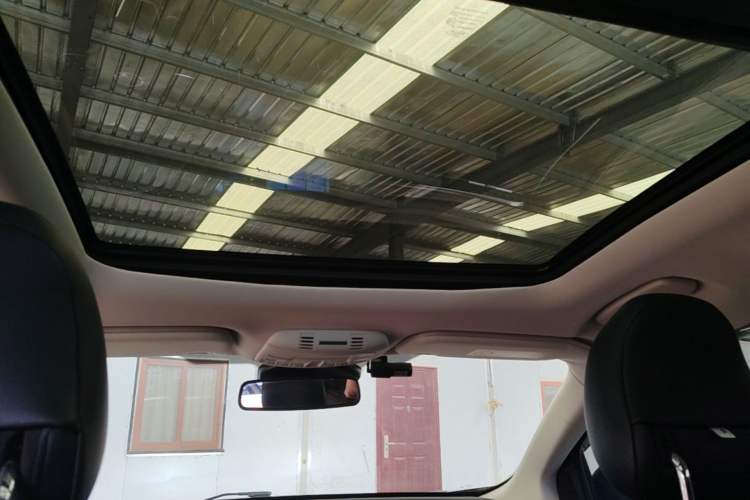 Used Ford Edge 2021 PLUS EcoBoost 245 Two-Wheel-Drive Titanium 7-Seater Headliner