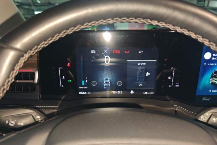 Used Ford Edge 2021 PLUS EcoBoost 245 Two-Wheel-Drive Titanium 7-Seater Instrument Cluster