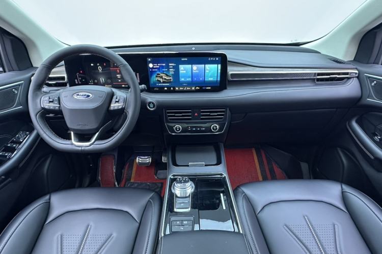 Used Ford Edge 2021 Facelifted PLUS EcoBoost 245 Two-Wheel Drive XLT 7-Seater Interior 7