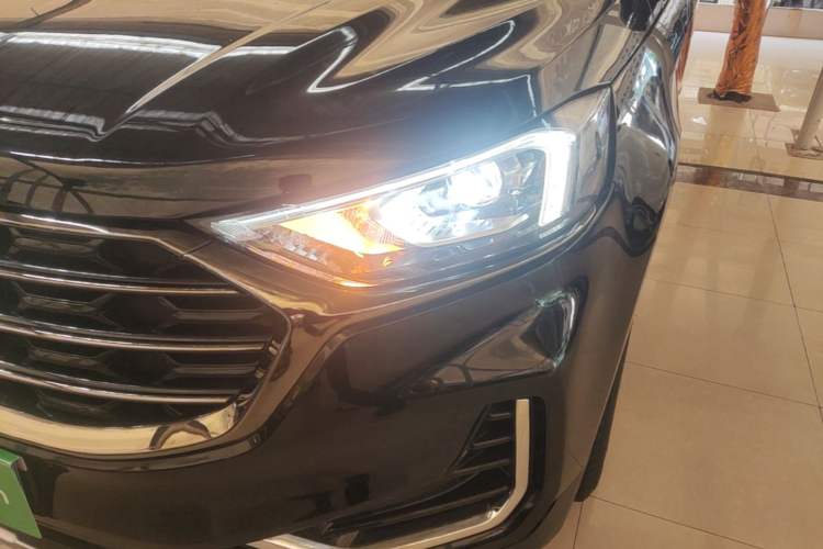 Used Ford Edge 2021 PLUS EcoBoost 245 Two-Wheel-Drive Elite 5-Seater Left Front Headlight