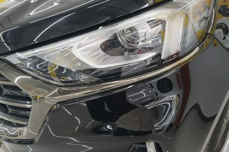 Used Ford Edge 2021 PLUS EcoBoost 245 Two-Wheel-Drive Platinum Edition 5 Seats Left Front Headlight