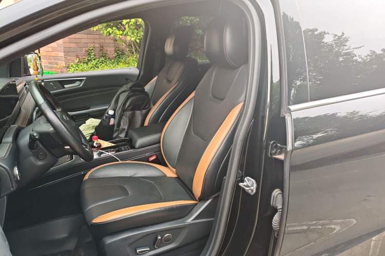 Used Ford Edge 2021 PLUS EcoBoost 245 Four-Wheel Drive Titanium Edition 7-Seater Left Front Seat