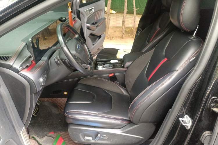 Used Ford Edge 2021 PLUS EcoBoost 245 4x4 ST-Line 7-Seater Left Front Seat
