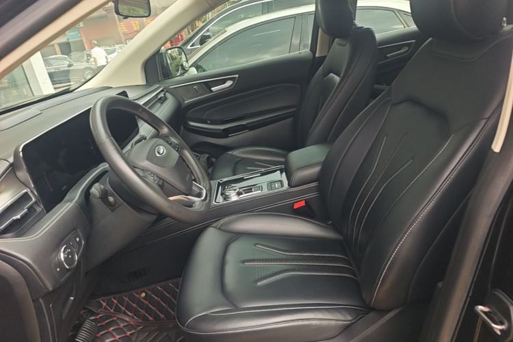 Used Ford Edge 2021 PLUS EcoBoost 245 Two-Wheel-Drive Platinum Edition 5 Seats Left Front Seat