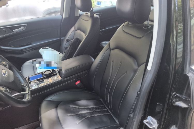 Used Ford Edge 2021 PLUS EcoBoost 245 Two-Wheel-Drive Platinum Edition 5 Seats Left Front Seat