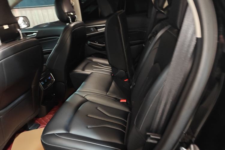 Used Ford Edge 2021 PLUS EcoBoost 245 Two-Wheel-Drive Titanium 7-Seater Left Rear Seat