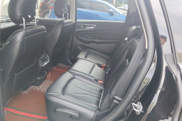 Used Ford Edge 2021 PLUS EcoBoost 245 Two-Wheel-Drive Titanium 7-Seater Left Rear Seat
