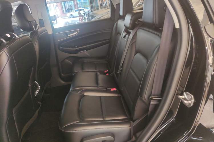 Used Ford Edge 2021 PLUS EcoBoost 245 Two-Wheel-Drive Elite 5-Seater Left Rear Seat
