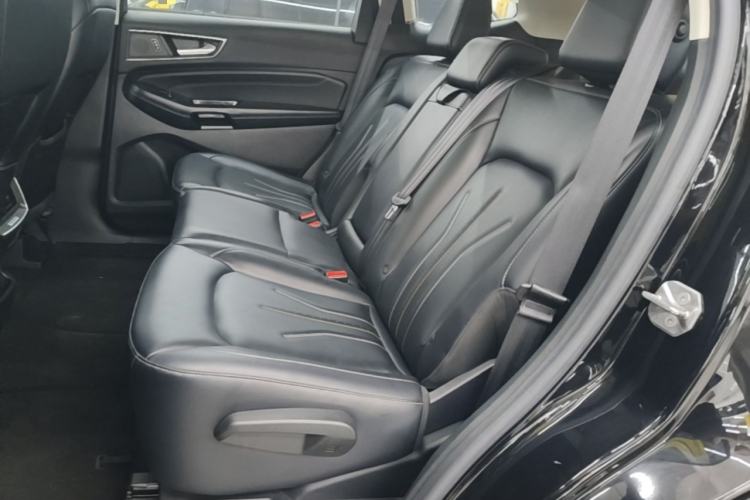 Used Ford Edge 2021 PLUS EcoBoost 245 Two-Wheel-Drive Platinum Edition 5 Seats Left Rear Seat