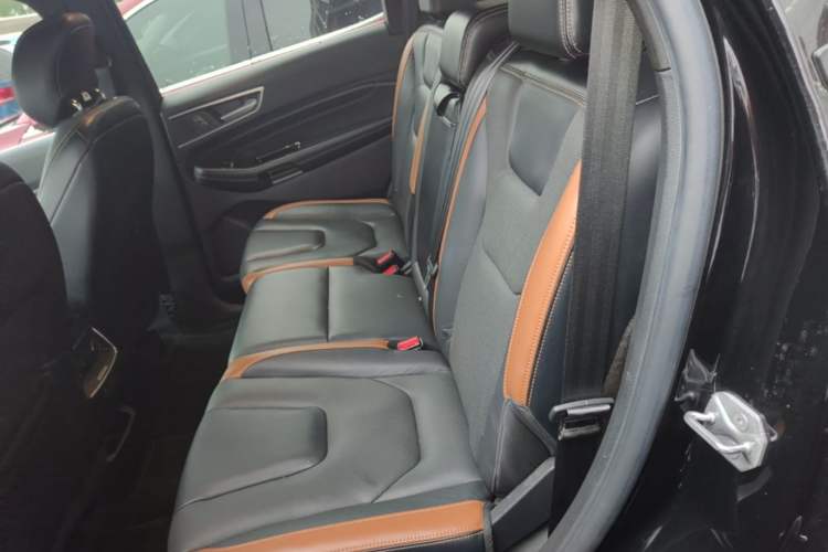 Used Ford Edge 2021 PLUS EcoBoost 245 Four-Wheel Drive Titanium Edition 7-Seater Left Rear Seat