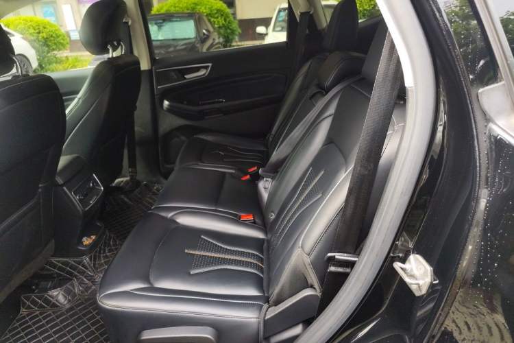 Used Ford Edge 2021 PLUS EcoBoost 245 Two-Wheel-Drive Titanium 7-Seater Left Rear Seat