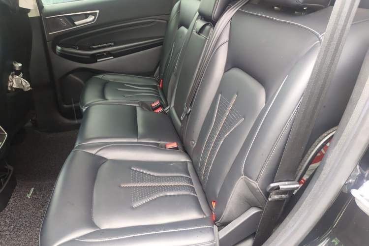 Used Ford Edge 2021 PLUS EcoBoost 245 Two-Wheel-Drive Titanium 7-Seater Left Rear Seat