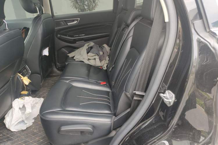 Used Ford Edge 2021 PLUS EcoBoost 245 Two-Wheel-Drive Platinum Edition 5 Seats Left Rear Seat