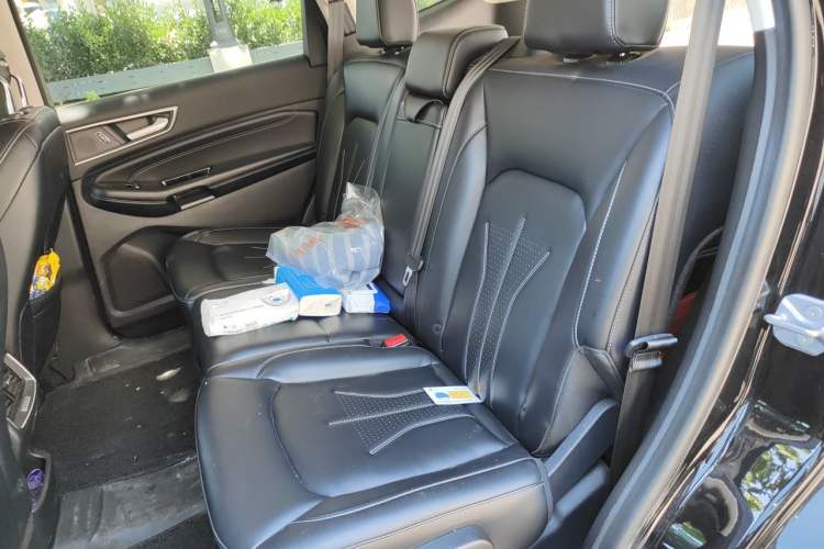 Used Ford Edge 2021 PLUS EcoBoost 245 Two-Wheel-Drive Platinum Edition 5 Seats Left Rear Seat