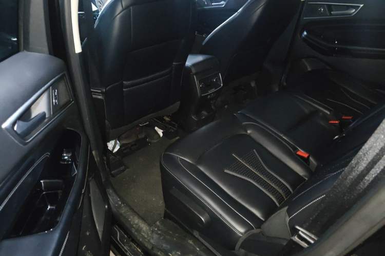 Used Ford Edge 2021 PLUS EcoBoost 245 Two-Wheel-Drive Titanium 7-Seater Left Rear Seat