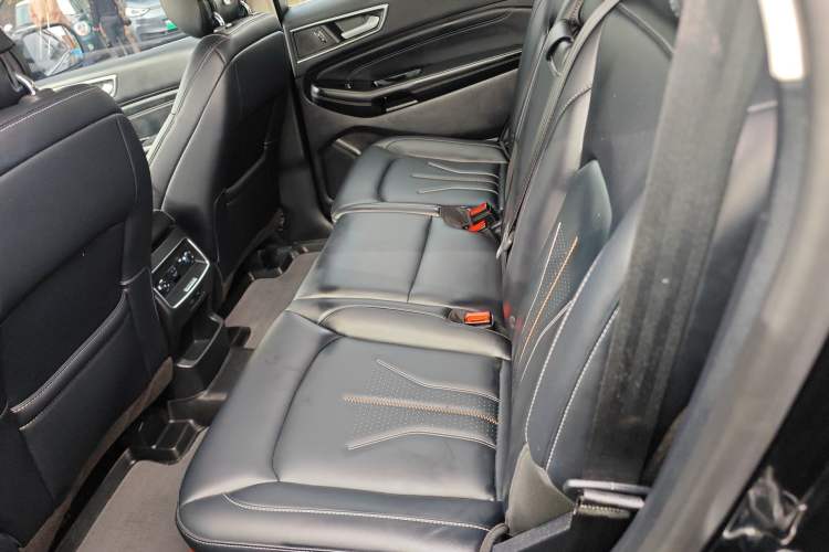 Used Ford Edge 2021 PLUS EcoBoost 245 Two-Wheel-Drive Titanium 7-Seater Left Rear Seat