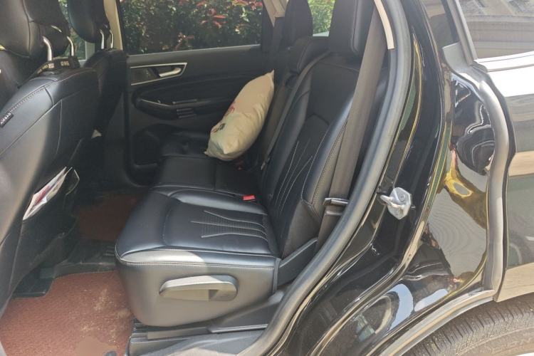 Used Ford Edge 2021 Facelifted PLUS EcoBoost 245 Two-Wheel Drive XLT 7-Seater Left Rear Seat