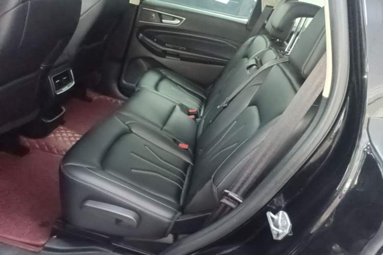 Used Ford Edge 2021 PLUS EcoBoost 245 Two-Wheel-Drive Platinum Edition 5 Seats Left Rear Seat