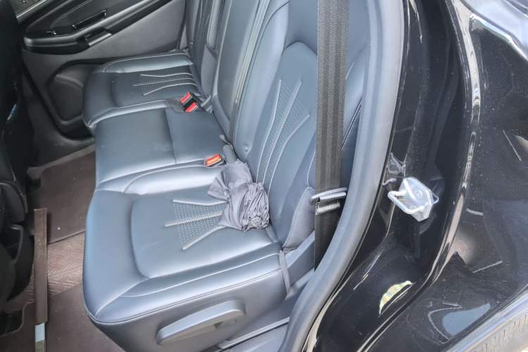 Used Ford Edge 2021 PLUS EcoBoost 245 Two-Wheel-Drive Titanium 7-Seater Left Rear Seat