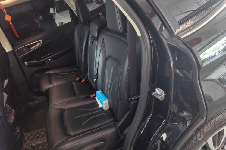 Used Ford Edge 2021 PLUS EcoBoost 245 Two-Wheel-Drive Titanium 7-Seater Left Rear Seat