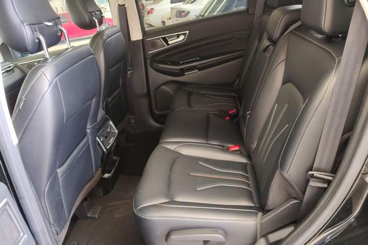 Used Ford Edge 2021 PLUS EcoBoost 245 Two-Wheel-Drive Titanium 7-Seater Left Rear Seat