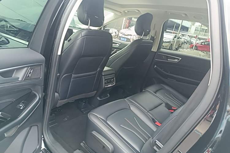 Used Ford Edge 2021 PLUS EcoBoost 245 Two-Wheel-Drive Titanium 7-Seater Left Rear Seat