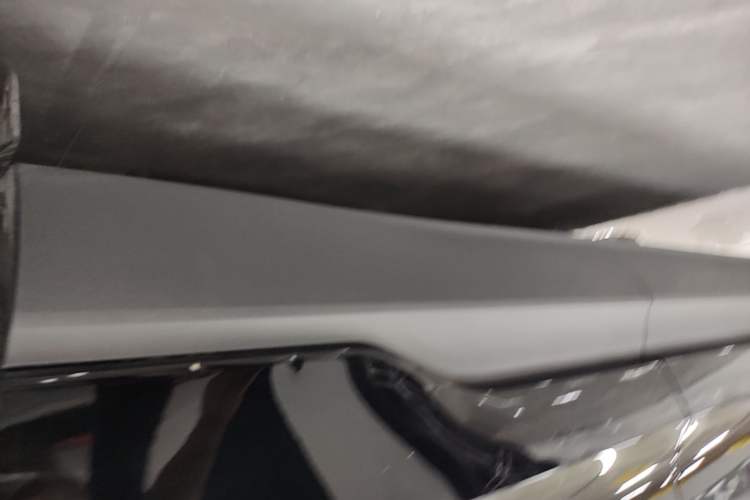 Used Ford Edge 2021 PLUS EcoBoost 245 Two-Wheel-Drive Elite 5-Seater Left Side Sill