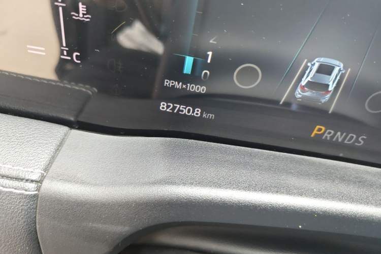 Used Ford Edge 2021 PLUS EcoBoost 245 Two-Wheel-Drive Titanium 7-Seater Odometer Close Up