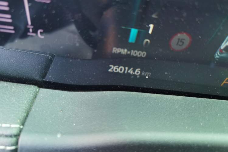 Used Ford Edge 2021 PLUS EcoBoost 245 Two-Wheel-Drive Titanium 7-Seater Odometer Close Up