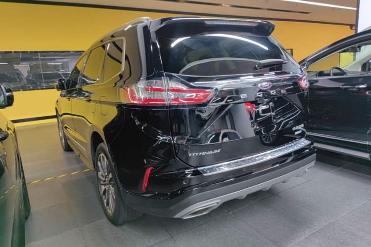 Used Ford Edge 2021 Facelifted PLUS EcoBoost 245 Two-Wheel Drive XLT 7-Seater Rear Left 45 Deg