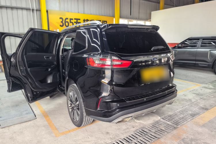 Used Ford Edge 2021 PLUS EcoBoost 245 Two-Wheel-Drive Titanium 7-Seater Rear Left 45 Deg