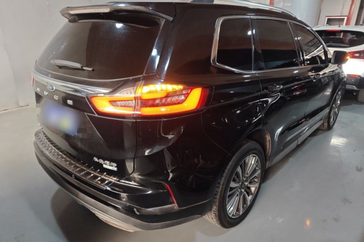 Used Ford Edge 2021 PLUS EcoBoost 245 Two-Wheel-Drive Titanium 7-Seater Rear Right 45 Deg