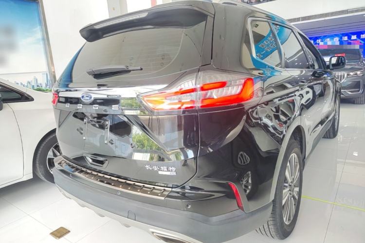 Used Ford Edge 2021 PLUS EcoBoost 245 Two-Wheel-Drive Platinum Edition 5 Seats Rear Right 45 Deg