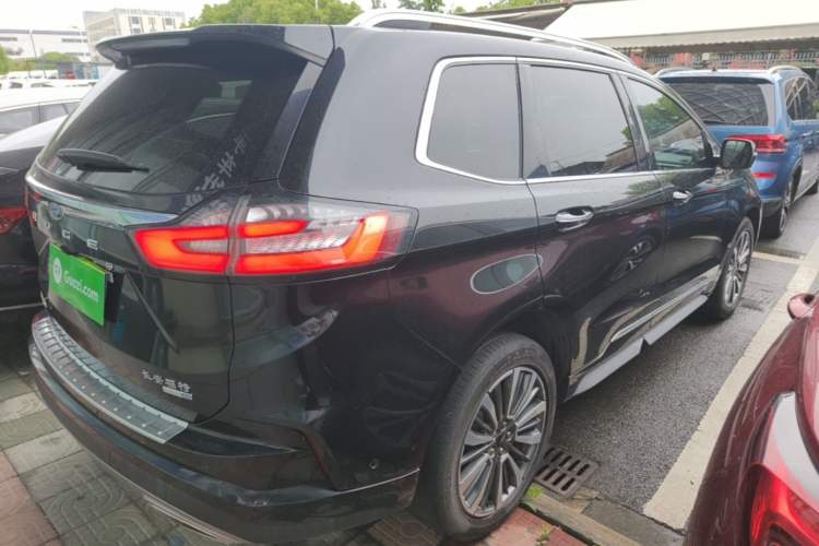 Used Ford Edge 2021 PLUS EcoBoost 245 Four-Wheel Drive Titanium Edition 7-Seater Rear Right 45 Deg
