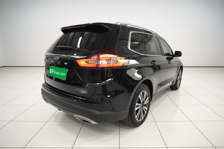 Used Ford Edge 2021 PLUS EcoBoost 245 Two-Wheel-Drive Platinum Edition 5 Seats Rear Right 45 Deg