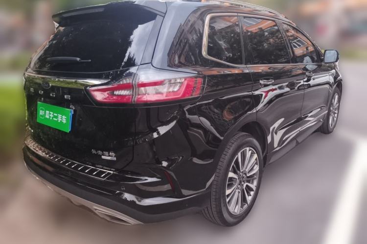Used Ford Edge 2021 PLUS EcoBoost 245 Two-Wheel-Drive Titanium 7-Seater Rear Right 45 Deg