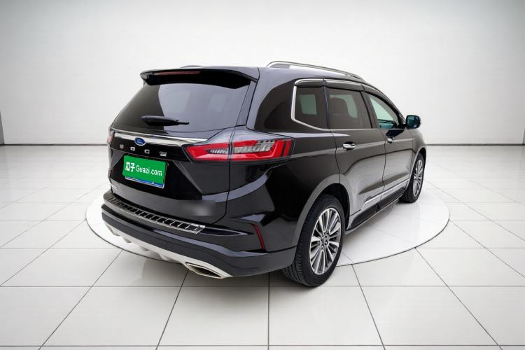 Used Ford Edge 2021 PLUS EcoBoost 245 Two-Wheel-Drive Titanium 7-Seater Rear Right 45 Deg