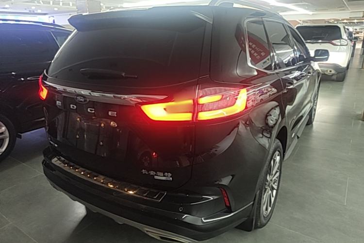 Used Ford Edge 2021 PLUS EcoBoost 245 Two-Wheel-Drive Titanium 7-Seater Rear Right 45 Deg