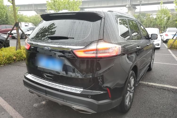 Used Ford Edge 2021 PLUS EcoBoost 245 Two-Wheel-Drive Platinum Edition 5 Seats Rear Right 45 Deg