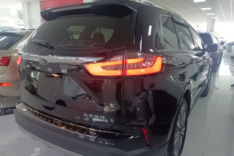 Used Ford Edge 2021 PLUS EcoBoost 245 Two-Wheel-Drive Platinum Edition 5 Seats Rear Right 45 Deg