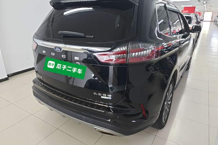 Used Ford Edge 2021 PLUS EcoBoost 245 Two-Wheel-Drive Titanium 7-Seater Rear Right 45 Deg