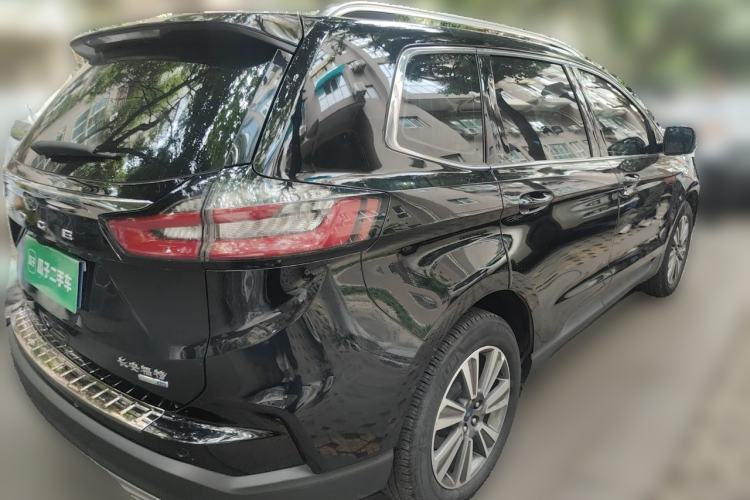 Used Ford Edge 2021 PLUS EcoBoost 245 Two-Wheel-Drive Platinum Edition 5 Seats Rear Right 45 Deg