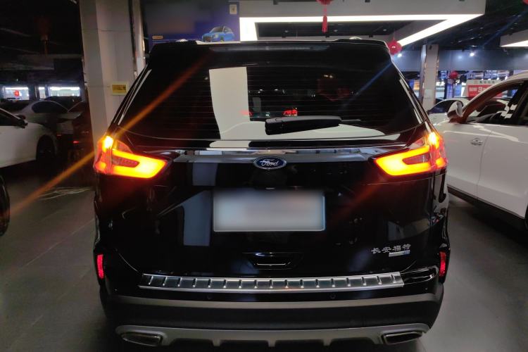 Used Ford Edge 2021 PLUS EcoBoost 245 Two-Wheel-Drive Platinum Edition 5 Seats Rear