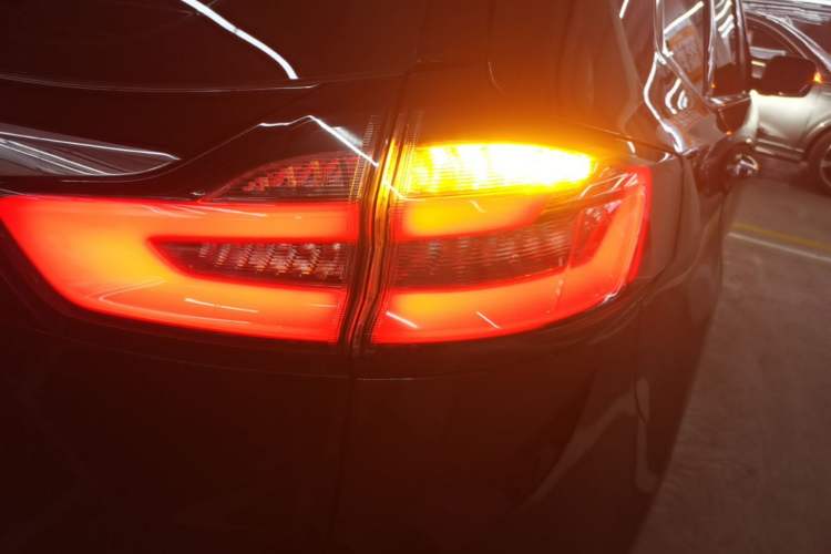Used Ford Edge 2021 PLUS EcoBoost 245 Two-Wheel-Drive Platinum Edition 5 Seats Right Rear Taillight