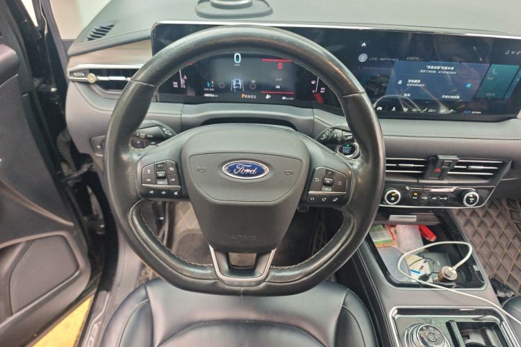 Used Ford Edge 2021 PLUS EcoBoost 245 Two-Wheel-Drive Titanium 7-Seater Steering Wheel
