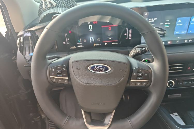 Used Ford Edge 2021 PLUS EcoBoost 245 Two-Wheel-Drive Titanium 7-Seater Steering Wheel
