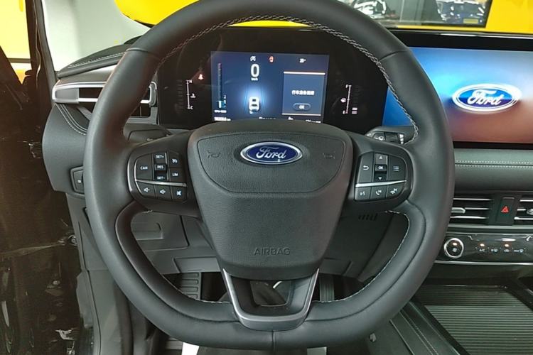 Used Ford Edge 2021 PLUS EcoBoost 245 Two-Wheel-Drive Platinum Edition 5 Seats Steering Wheel
