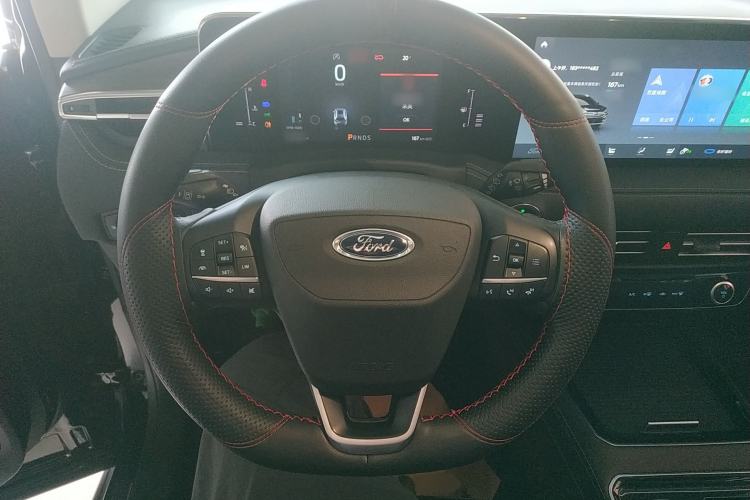 Used Ford Edge 2021 PLUS EcoBoost 245 Two-Wheel-Drive Titanium 7-Seater Steering Wheel